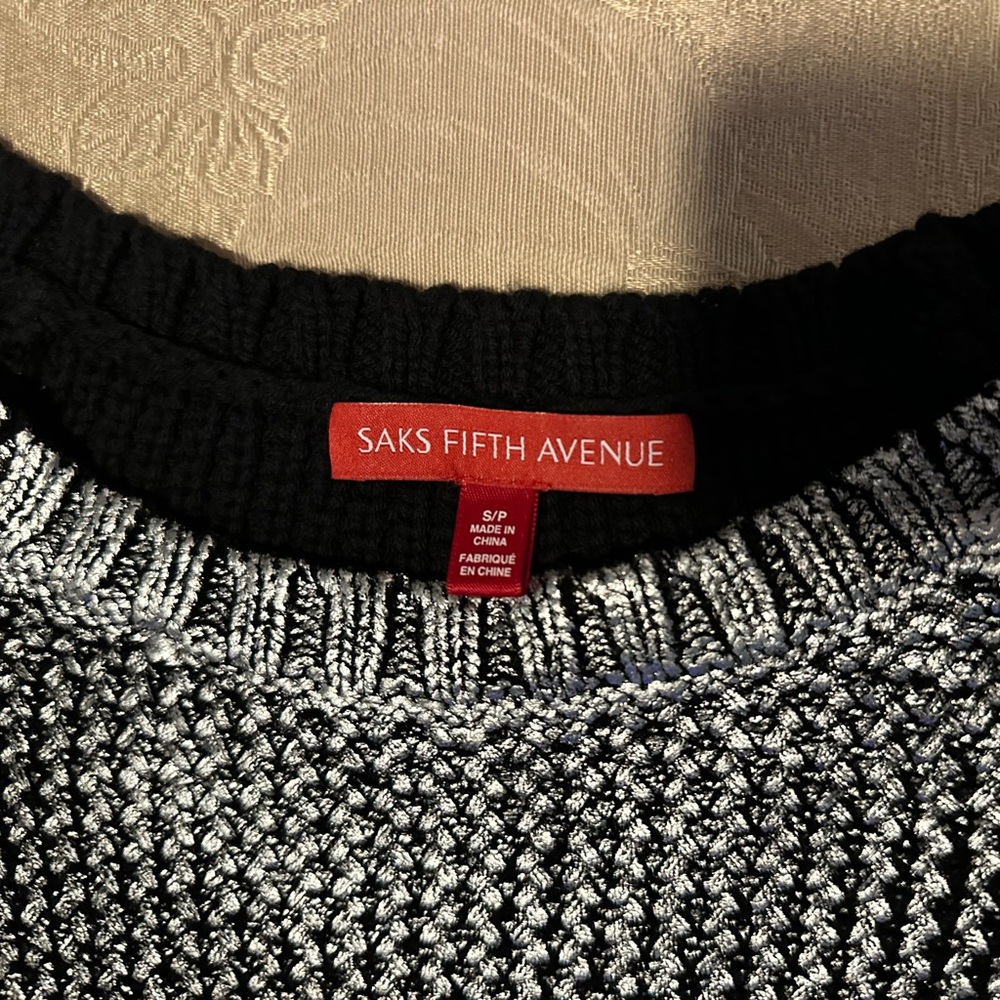 SAKS FIFTH AVENUE Sweater. Soft inside, metallic silver exterior & black. Size s - Picture 2 of 12